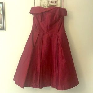 White house|Black market dress